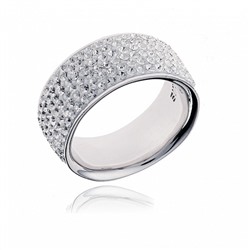 Белое кольцо инкрустированно кристаллами Swarovski® "Ледяная дорога"