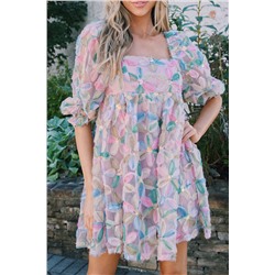 Розовое фактурное платье беби-долл с флористической аппликацией