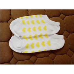 Носки белые в желтое сердечко  N-18.15см-19см
