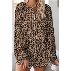 Леопардовый пижамный комплект: блуза + шорты