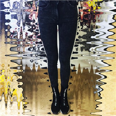 Размер 27. Рост 165-170. Стильные женские джинсы Forward из прочного материала стрейч цвета темный графит.