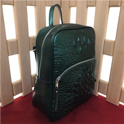 Оригинальный рюкзак-трансформер City_Chik формата А4 из натуральной кожи под рептилию цвета изумрудный перламутр.