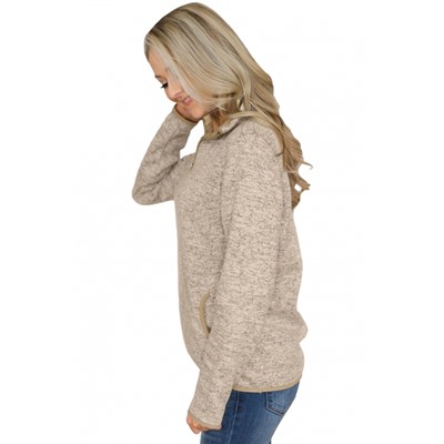Бежевый пуловер с прорезными карманами и застежкой-молнией