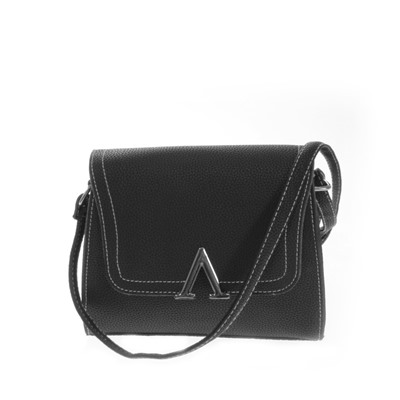 Женская сумка Lightness черного цвета с ремнем через плечо.