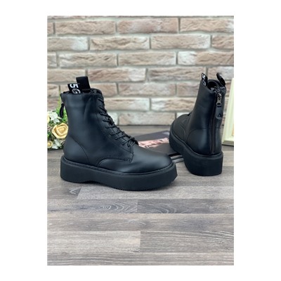 Женские ботинки 1351-1 черные
