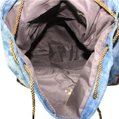 Стильный повседневный рюкзак First_Flo из плотной износостойкой ткани с оригинальным принтом.