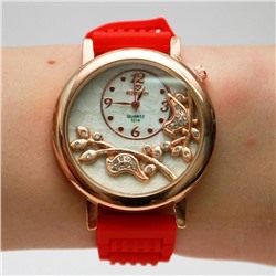 Наручные часы - красные с силиконовым браслетом