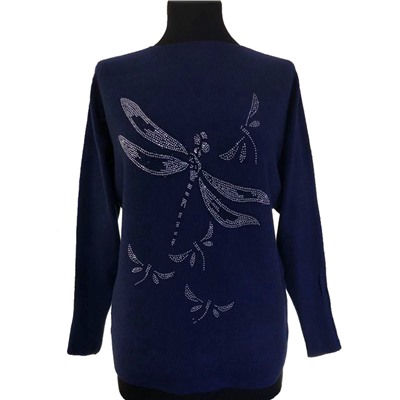 Размер единый 42-46. Мягкий женский свитер Freshness цвета темный индиго с рисунком "Стрекоза".