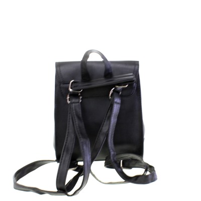 Миниатюрная сумка-рюкзачок Titanium из эко-кожи черного цвета.