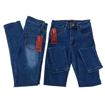 Размер 27. Рост 165-170. Удобные женские джинсы Sky_Fasion из прочной ткани стрейч цвета голубой туман.