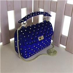 Оригинальная сумочка Gordan с ремешком-цепочкой через плечо из премиального текстиля ультра-синего цвета.