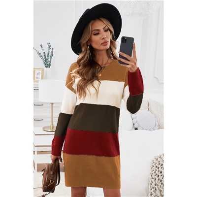 Коричневое вязаное платье-свитер в разноцветную полоску