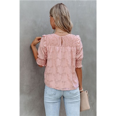 Розовая текстурированная блуза с коротким рукавом и рюшами